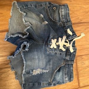 Jean short shorts